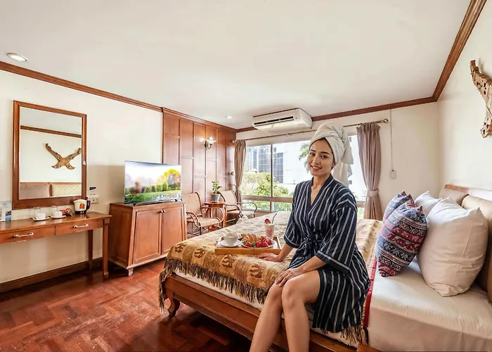 Royal Ivory Sukhumvit Nana Отель Бангкок