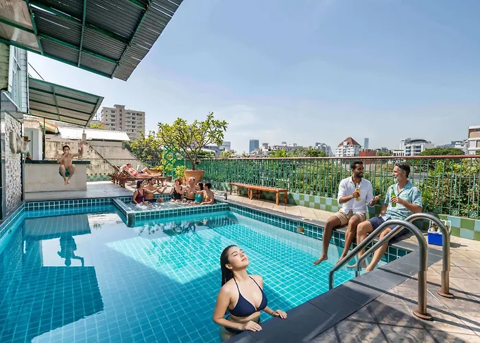 Отель Royal Ivory Sukhumvit Nana
