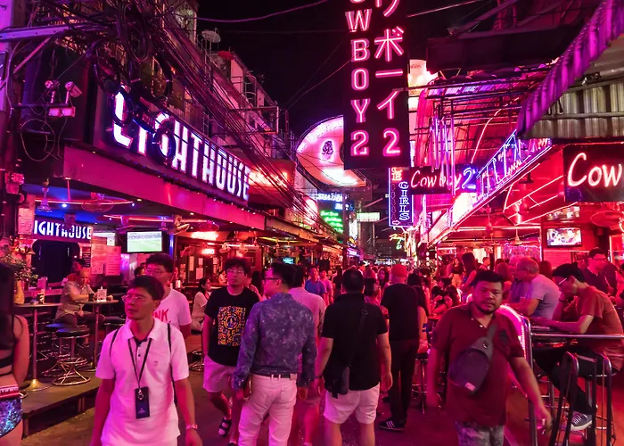 Royal Ivory Sukhumvit Nana Отель 3*