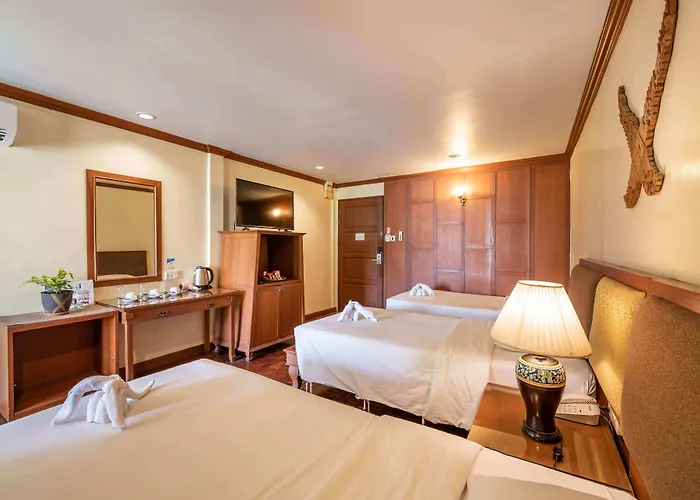Royal Ivory Sukhumvit Nana Отель Бангкок