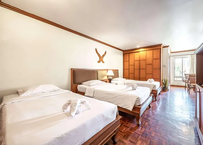 Royal Ivory Sukhumvit Nana 3* Бангкок