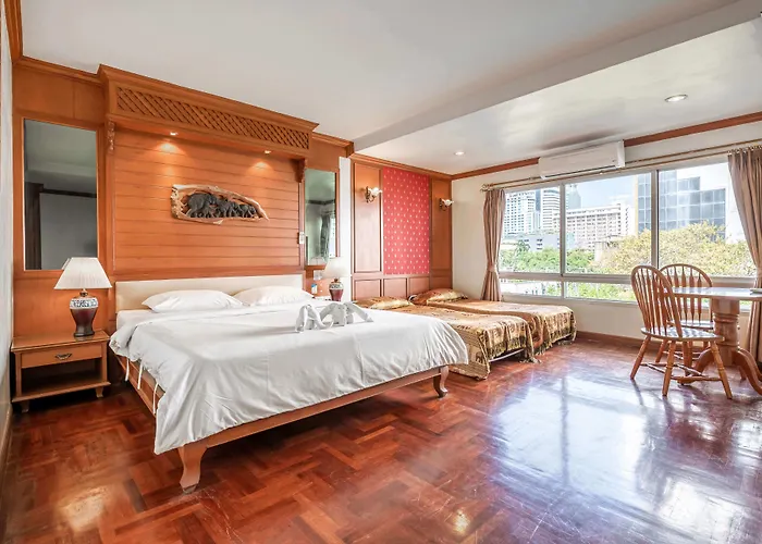 Royal Ivory Sukhumvit Nana Бангкок