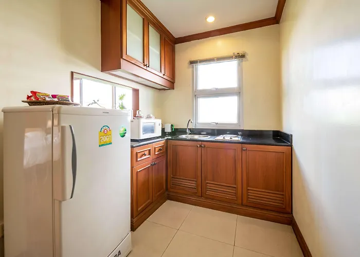 Royal Ivory Sukhumvit Nana 3* Бангкок