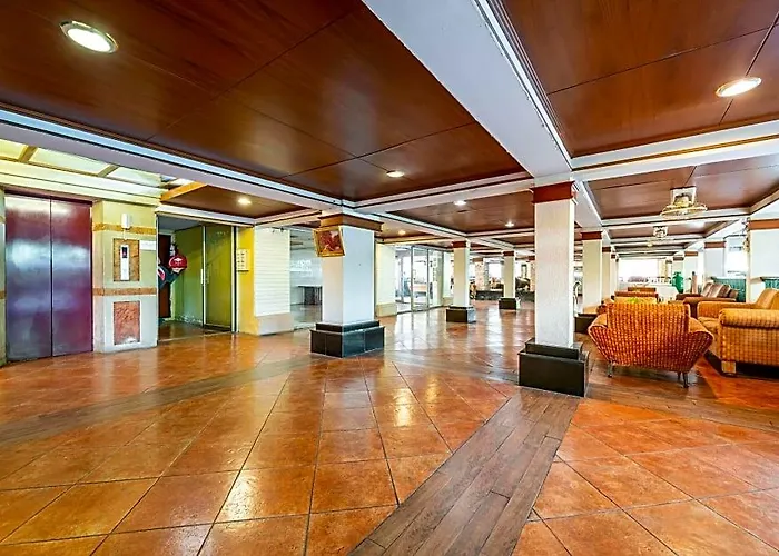 Royal Ivory Sukhumvit Nana 3* Бангкок