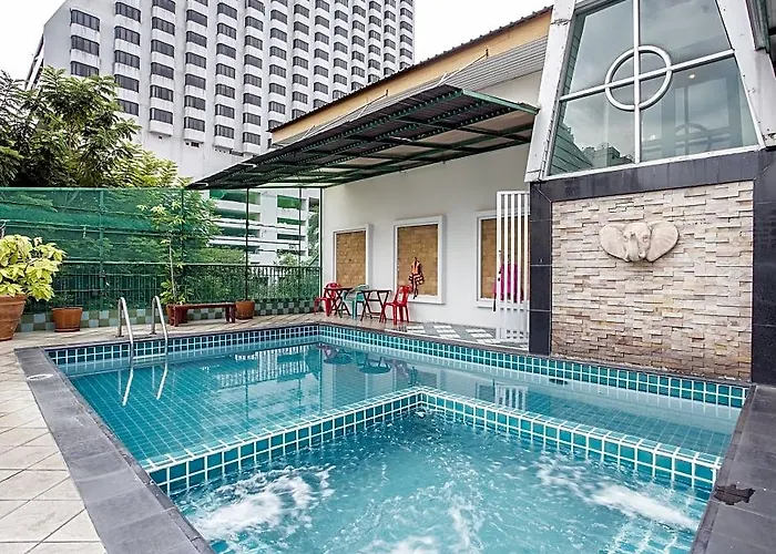 Royal Ivory Sukhumvit Nana Бангкок